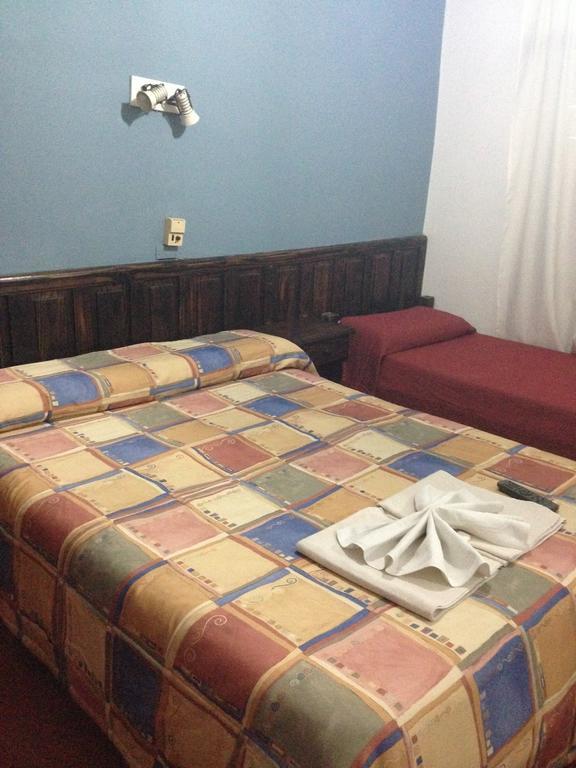 Hotel Gure Echea Villa Carlos Paz Extérieur photo